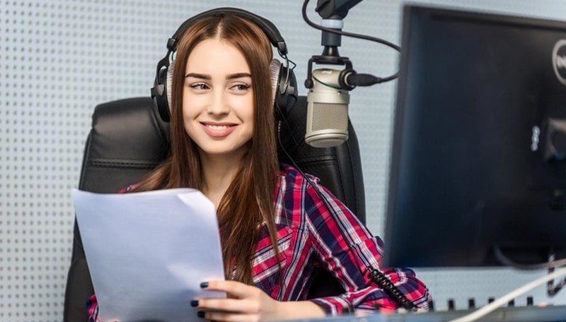 Turn Your Voice into a Career: Essential Tips for Aspiring Voice Artists