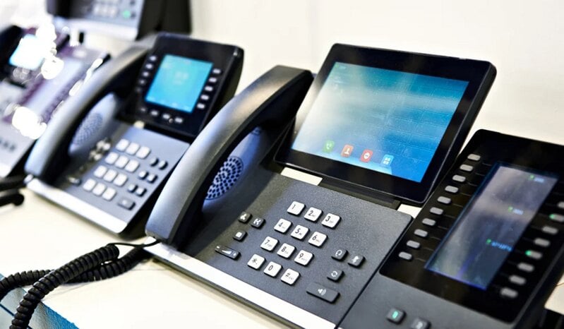 Best Business Phone Systems for Small Companies in 2026